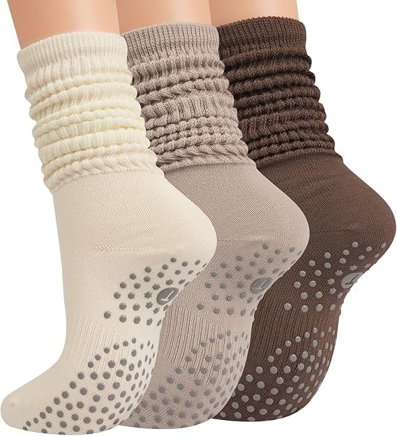 Grip Pilates Socks for Women, Yoga Slouch Socks with Grip for Barre Workout Hospital Long Scrunch Slipper Socks